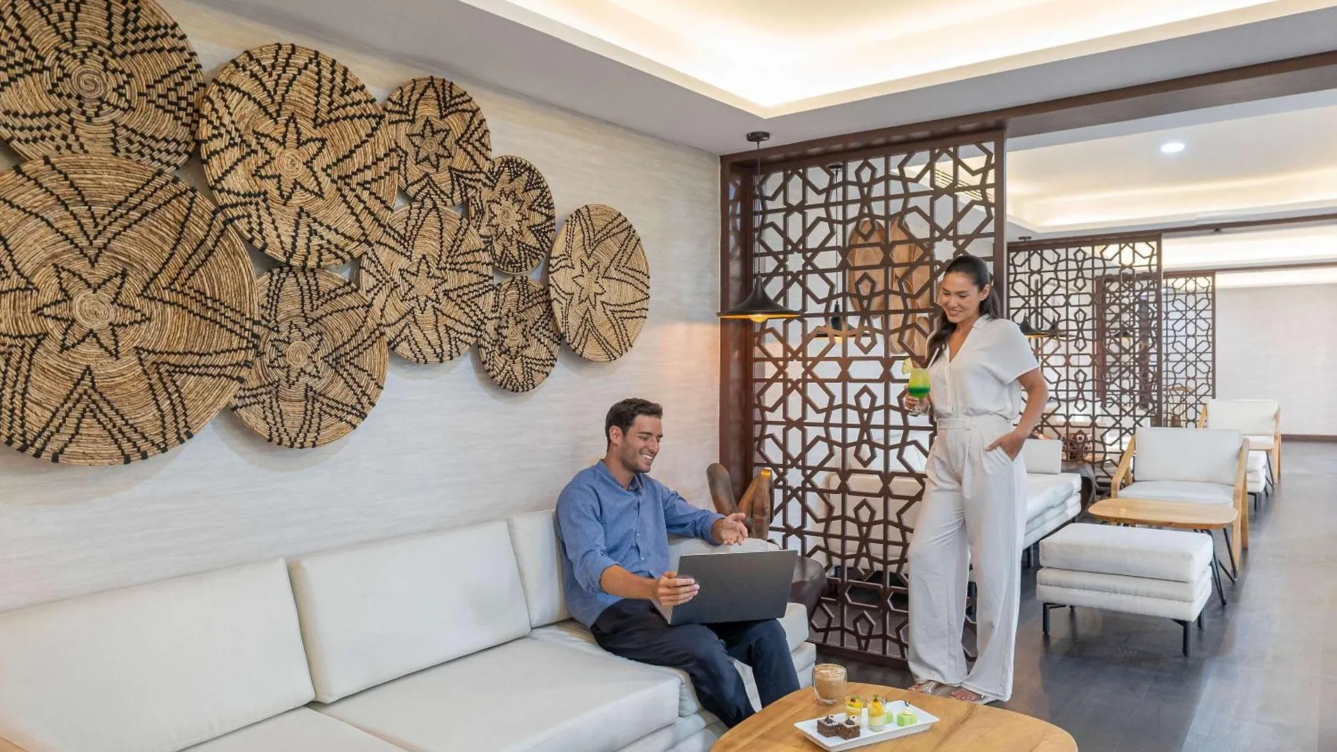 Pullman Bali Legian Beach 5*,