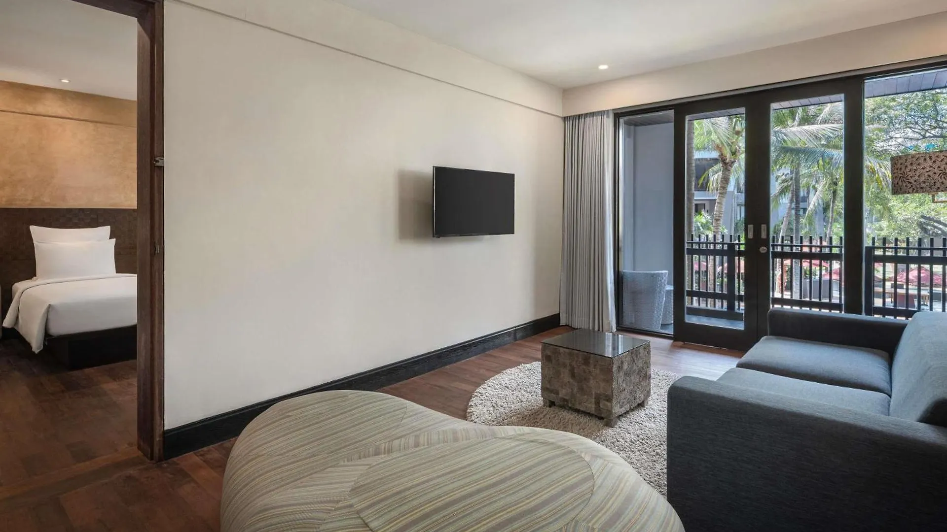 Pullman Bali Legian Beach Resort