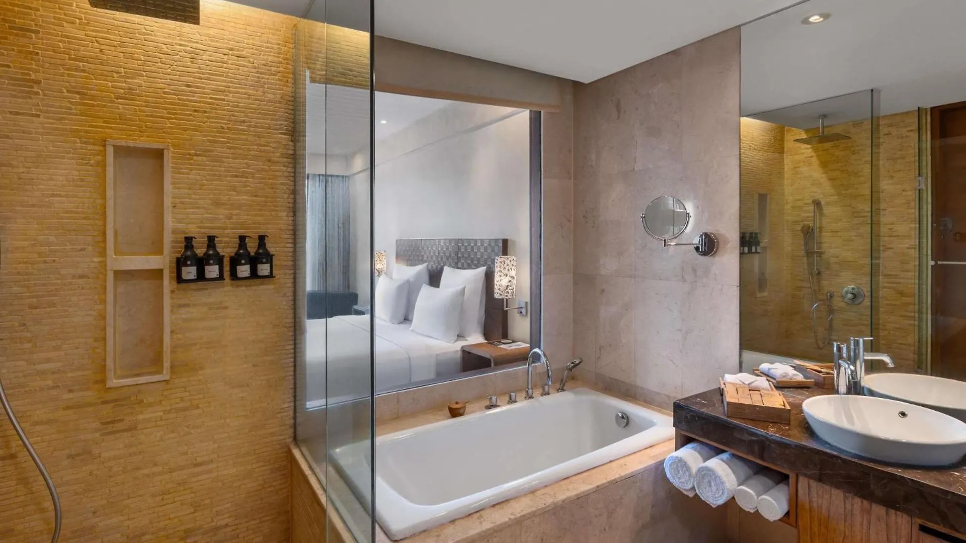 Resort Pullman Bali Legian Beach
